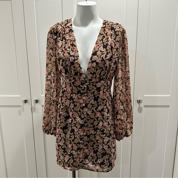 Nasty Gal Floral V Neck Fitted Mini Dress - Picture 5 of 12